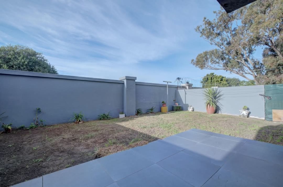 2 Bedroom Property for Sale in Algoa Park Eastern Cape